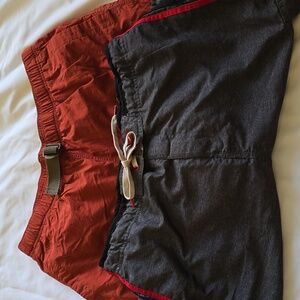 2 Pairs Of EUC Men's Swim Shorts - Columbia And Speedo - Size L